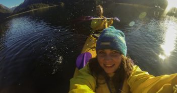 WHV Nouvelle-Zélande : Les aventures de Léonore et Etienne Vivre en Nouvelle-Zélande, c'est aussi profiter du kayak