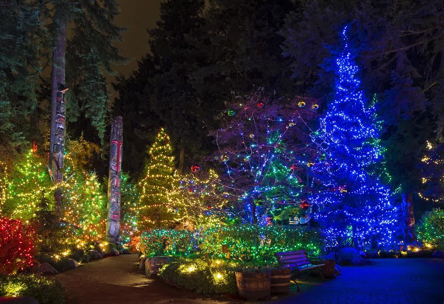 Train de Noel Train à Stanley Park à Vancouver 