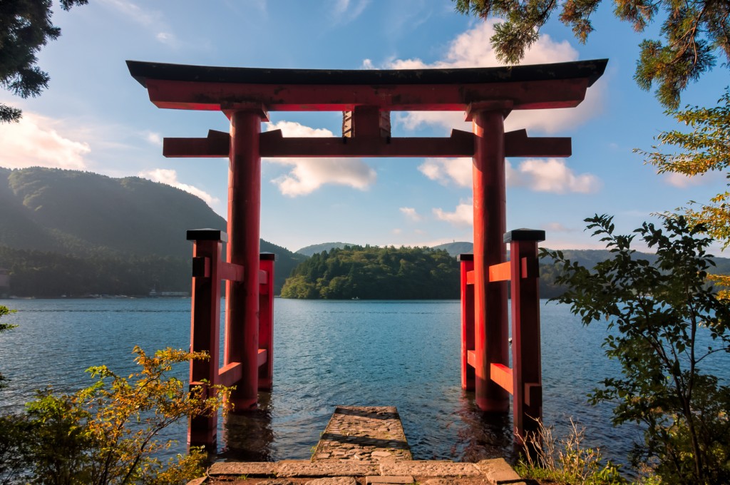 mont fuji sur le lac ashi