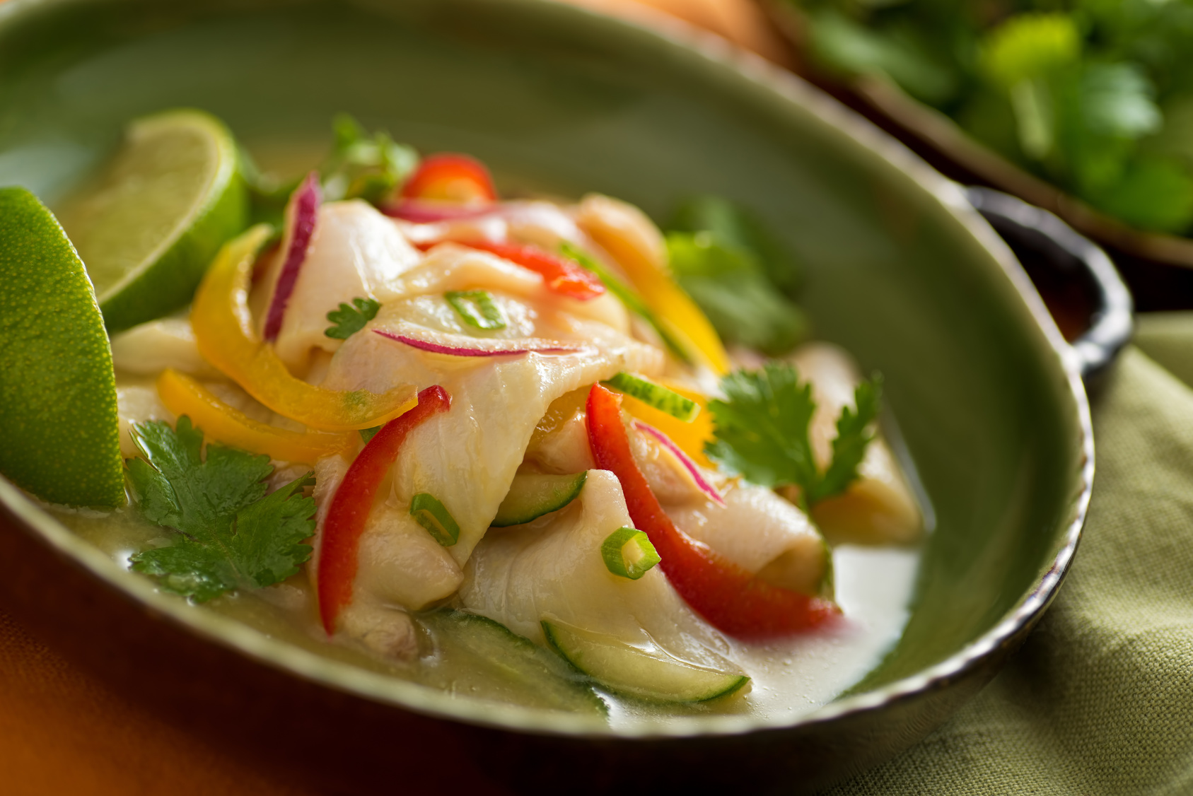 Photo d'un ceviche plat traditionnel chilien