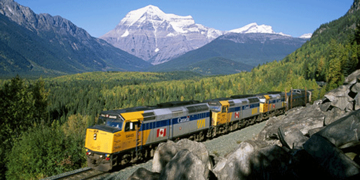 De Toronto à Vancoucer : traversez le Canada en train