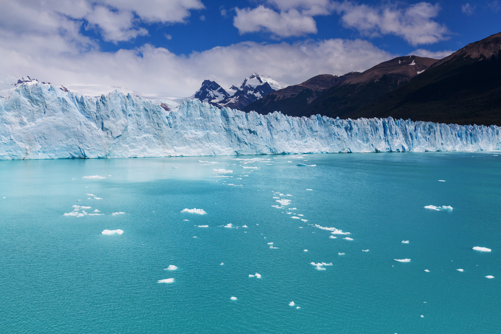 Glacier Los glaciares en Argentine